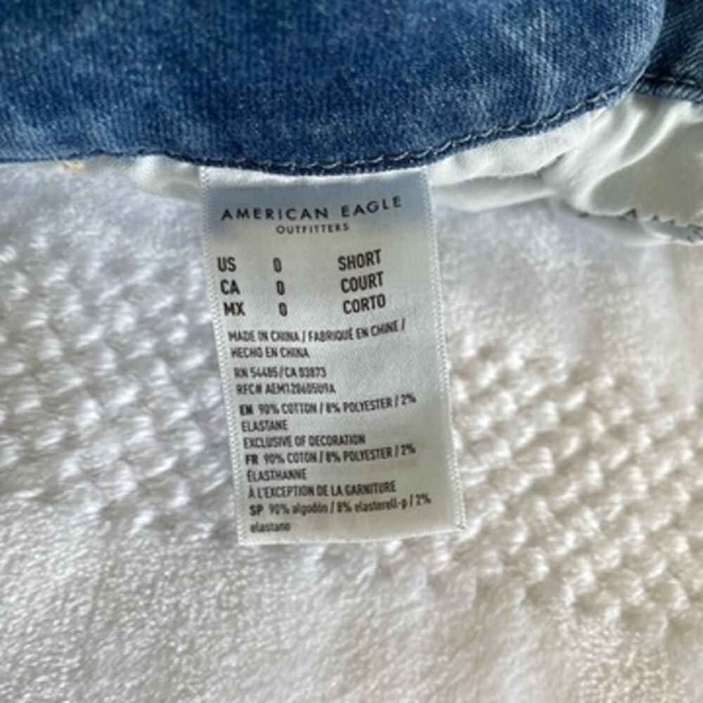 NWOT new American Eagle Curvy Highest Rise Jean, Size 0 Short - Picture 3 of 4